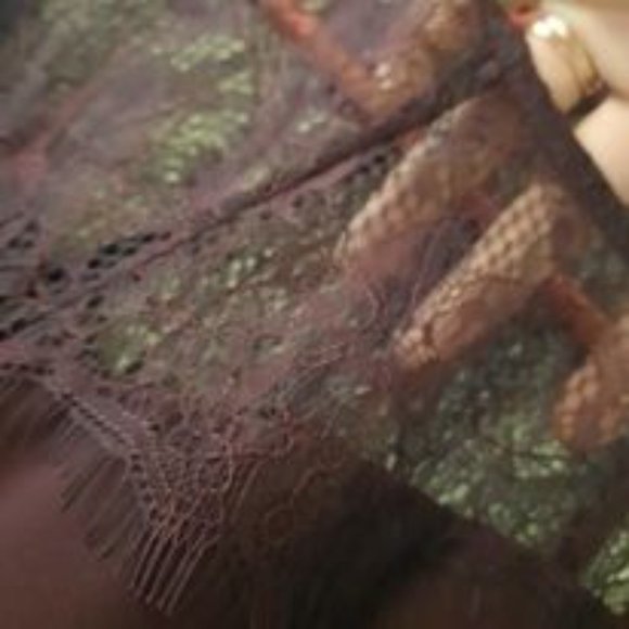 Purple Lace Detailed Top  *BOGO* - Picture 3 of 6